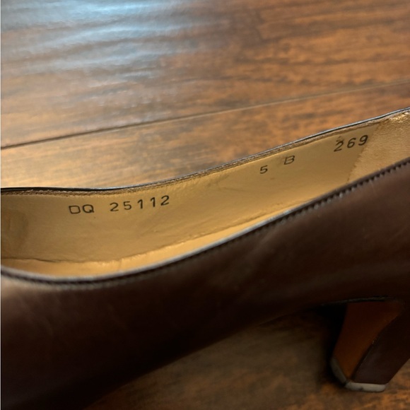 Salvatore Ferragamo Pumps - Picture 6 of 7